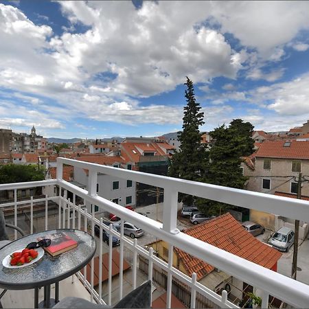 Via Porto Rooms Split Exterior photo